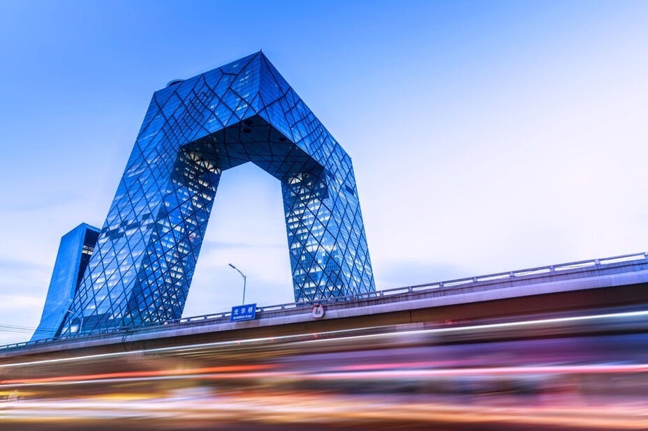 中國經濟增長的波動是由許多外部和內部因素共同作用的。（Shutterstock）