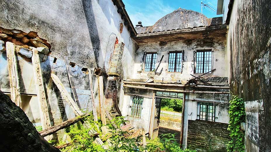探索荒廢中西合壁大宅 Exploring Deserted Chinese-Western Mansion