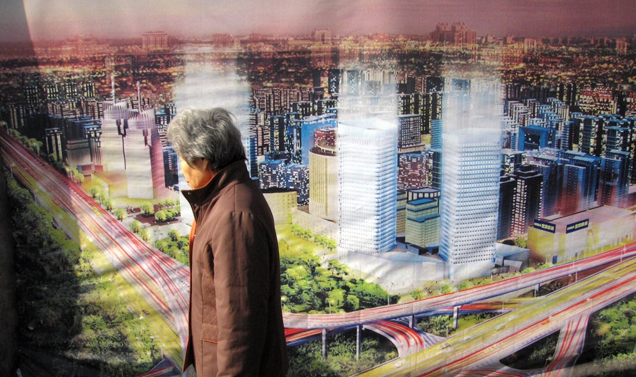 我們可以提高中國現有經濟學教師的水平，或可以從國外，尤其是美國，引進一流的經濟學教師。（亞新社）