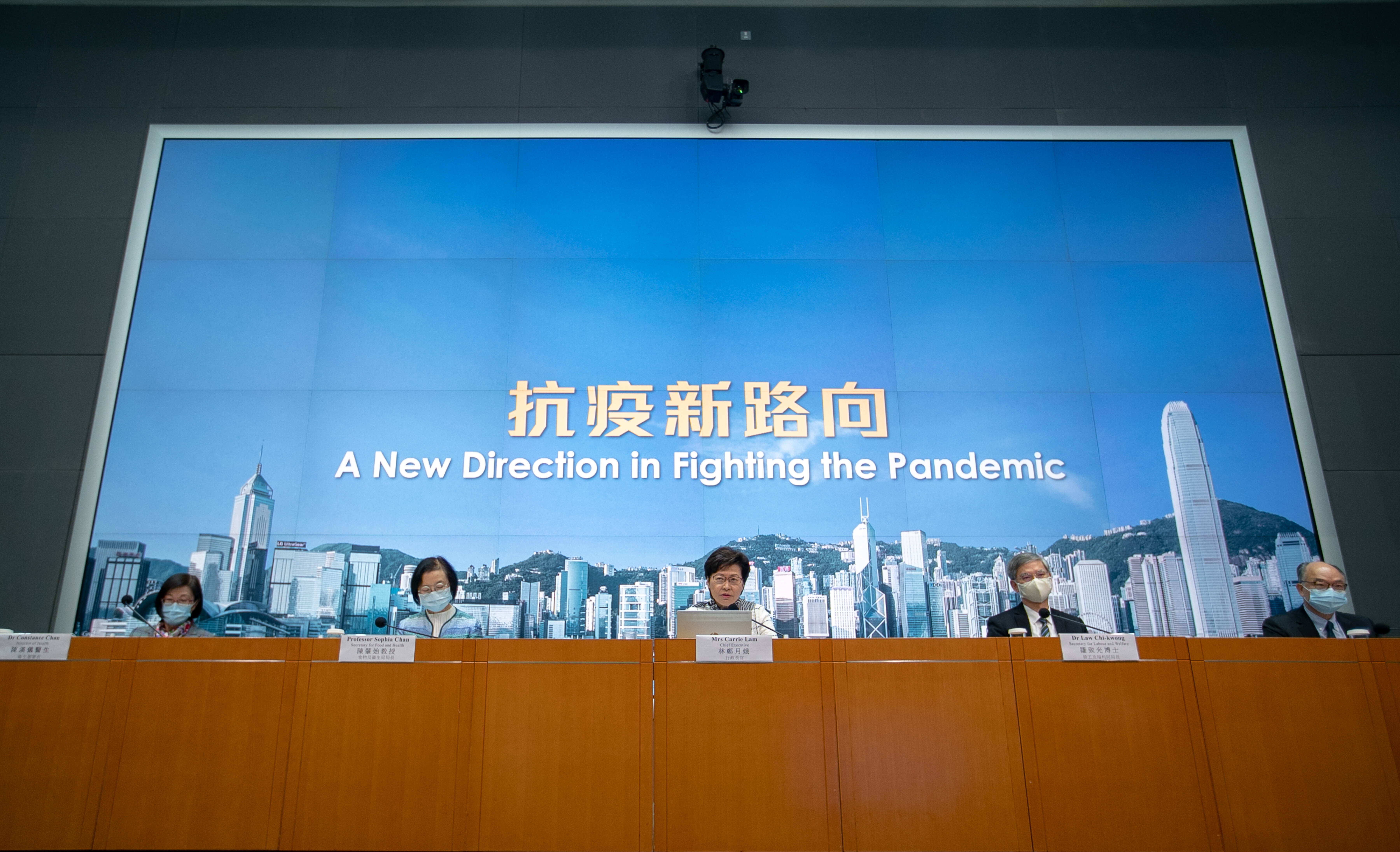 這個政府，美其名為「誘因」的措施，能否幫助在疫情下飽受打擊的食肆盡早恢復生機，舊客重來？（亞新社）