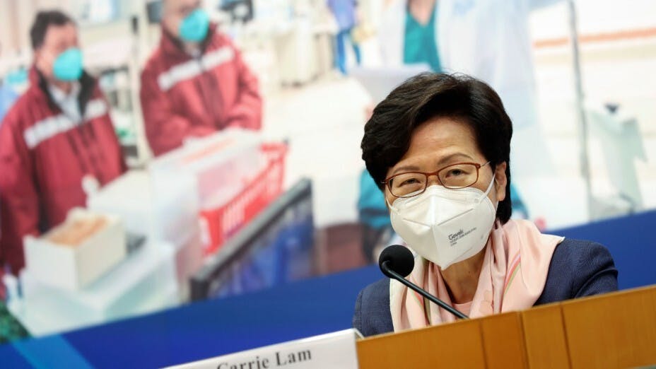 既然港府銳意推廣接種疫苗，為何不公布已打疫苗人士的確診率？（亞新社）