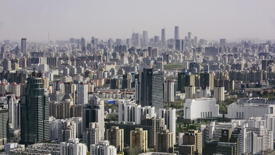 內地政府只小修小補，未能引導資金重回房地產市場。（Shutterstock）
