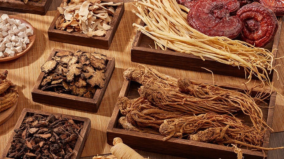 菇菌類衍生的保健品種類亦愈來愈多，相關的研究也逐漸成熟。（Shutterstock）