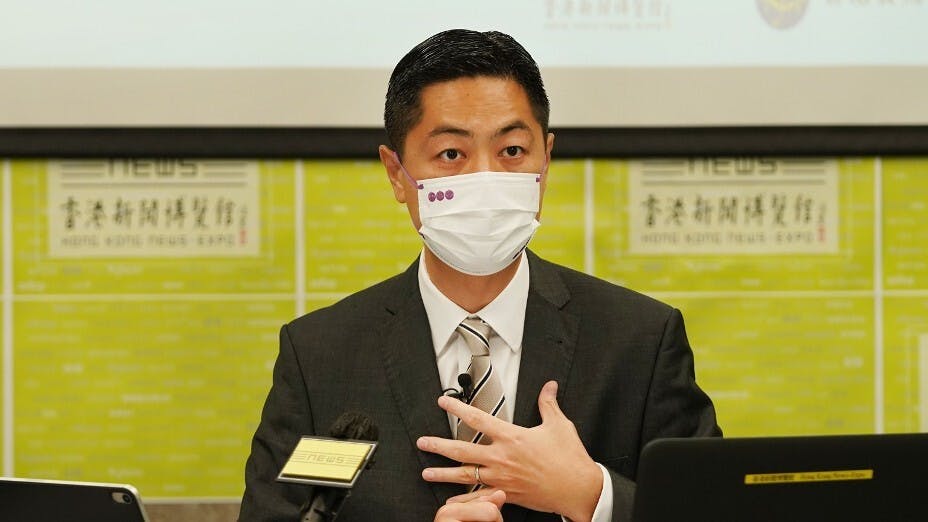 郭嘉銓表示，2021年共錄得1萬9000多宗騙案，當中逾七成都與網 上騙案有關。