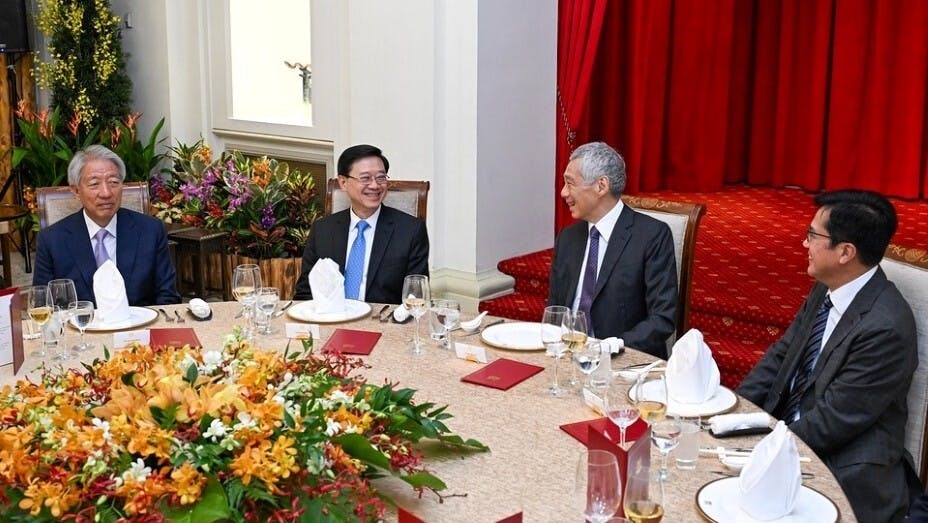 李家超出訪新加坡等國，筆者認為台後李,家超必定會向李顯龍請教如何強勢管治香港。（政府新聞處圖片）