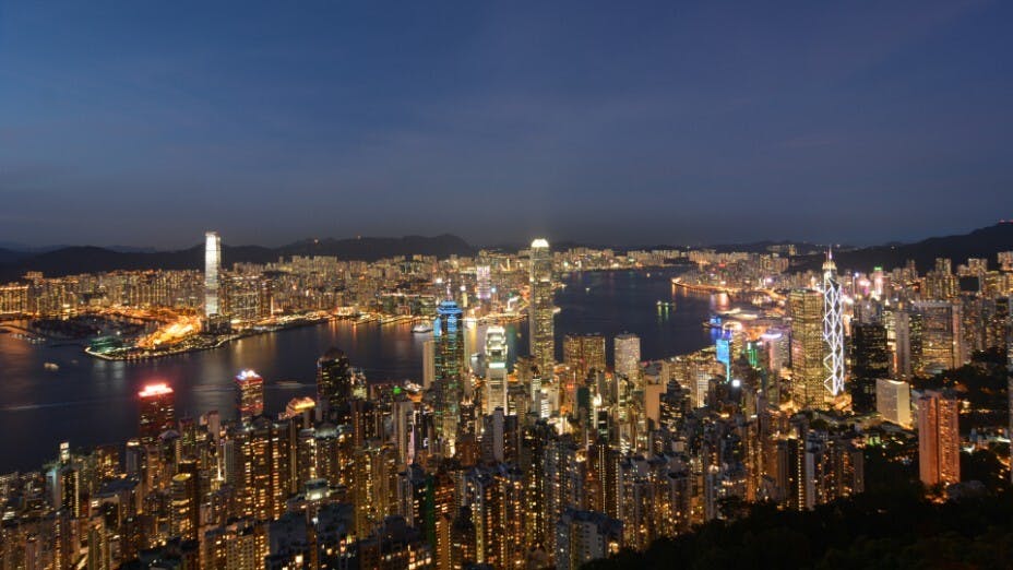 就算現實社會結構存在着鴻溝，也不讓此影響我們重建社會的決心。（亞新社）