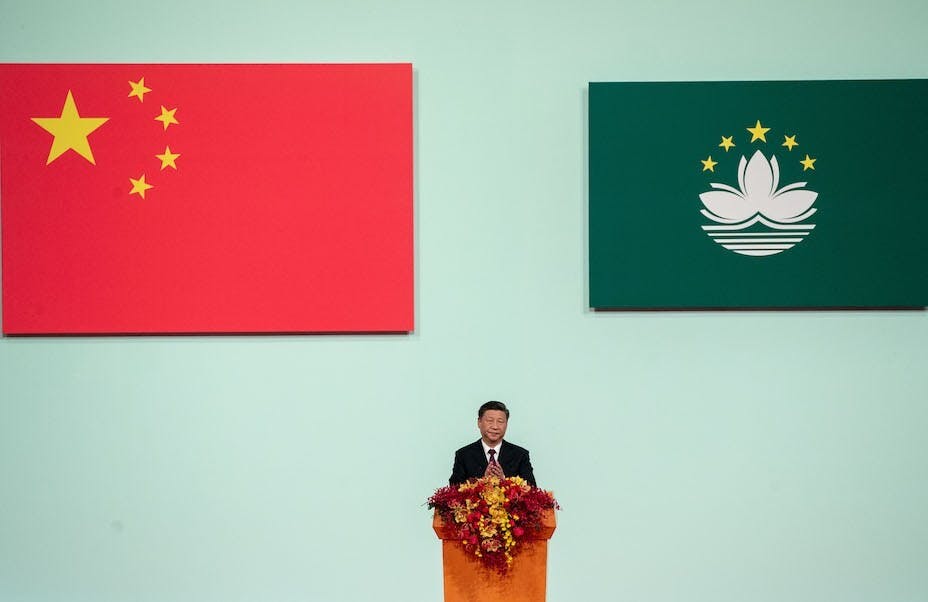 看看澳門，雖然其經濟目前還是太單一，人民已是生活安穩愉快，將來還有望可發展金融業，前途不可限量。（亞新社）