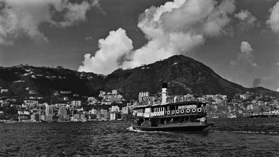 1950年，美國國務院巡迴大使翟士普由台北飛抵香港，指使美國總領事館支持香港華人建立第三勢力組織。（網絡圖片）