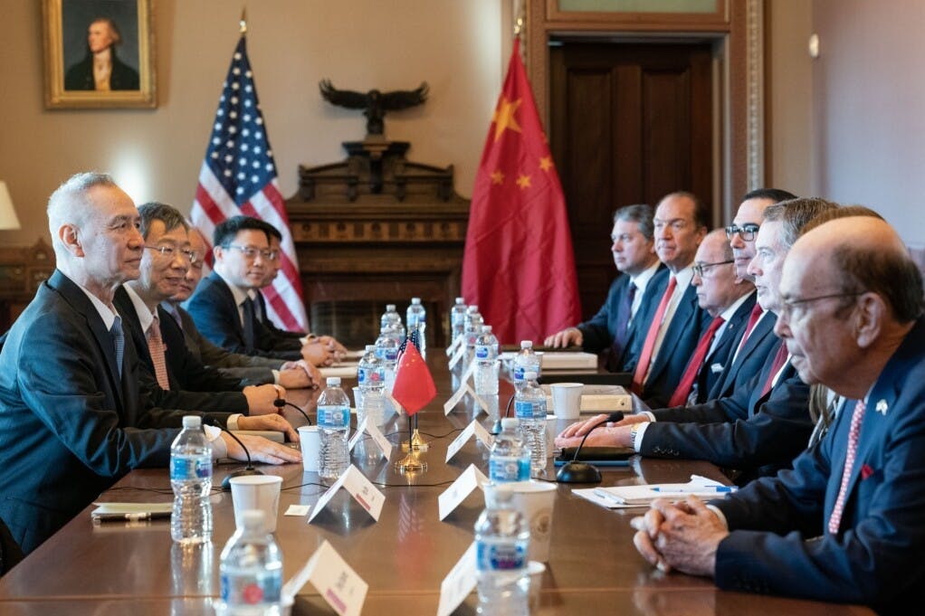 中美之間的貿易戰顯然並不是真正意義上的貿易摩擦，而是很快從貿易領域向其他領域延伸，包括技術、軍事、意識形態等。（亞新社）