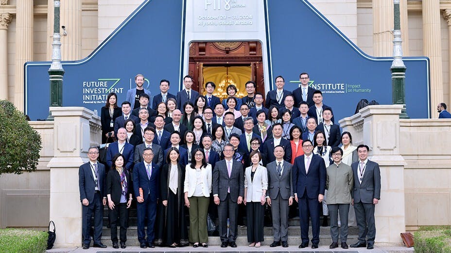 上星期陳茂波率領一個超過100人的商務代表團出訪沙特阿拉伯利雅得，此行成果豐碩。