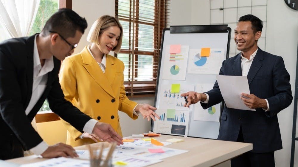 草案雖然需要再推敲，可以再琢磨，但也不是怎麼寫都可以。（Shutterstock）