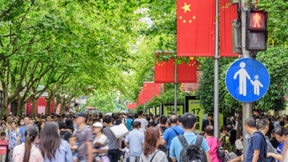 近期美國總統特朗普及華府高層多次指出，中國希望與美國談判達成貿易協議，但遭到中方否認。（Shutterstock）