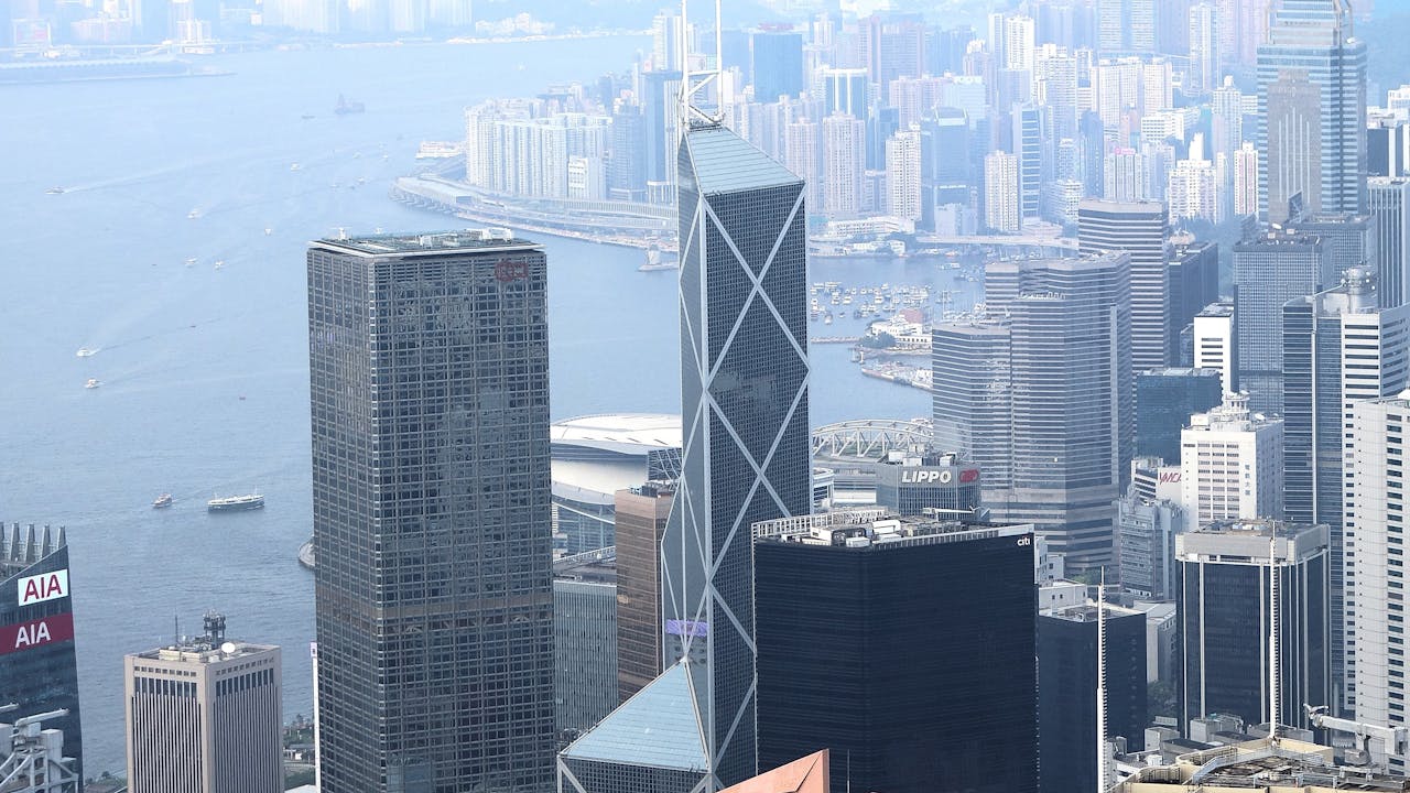 長和試圖將港口交易「切蛋糕」式分拆。（灼見名家圖片）