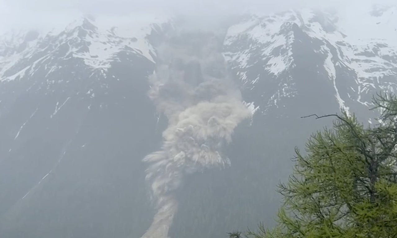 瑞士冰川崩塌淹沒村莊、1人失蹤，世界氣象組織警告未來5年全球恐升溫1.5ºC - TNL The News Lens 關鍵評論網