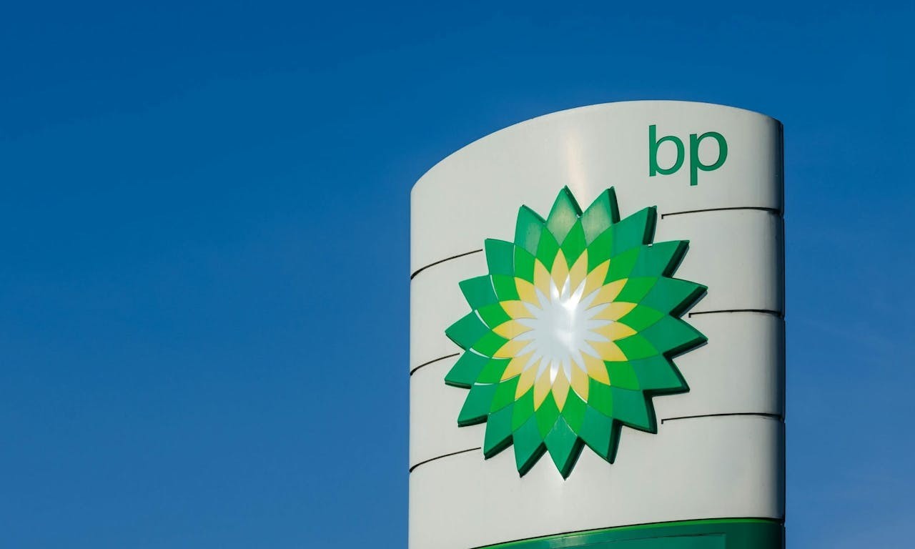 能源巨頭英國石油BP以60億美元出售「嘉實多」65%股權，專家看好：大幅削減沉重債務負擔- TNL The News Lens 關鍵評論網