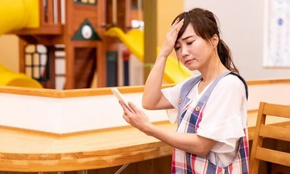別讓監視器「看」走托育人員的尊嚴：拯救崩解的幼教現場，共創親生師三贏
