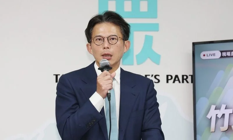 民眾黨退黨參選風暴延燒，黃國昌向支持者道歉「難辭其咎」