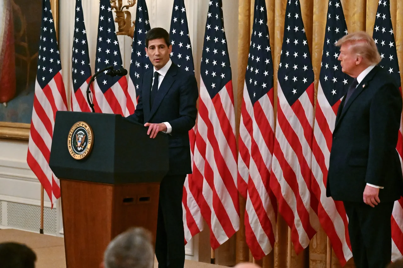 聯準會主席華許與美國總統川普。Photo Credit: Roberto Schmidt/Getty Images