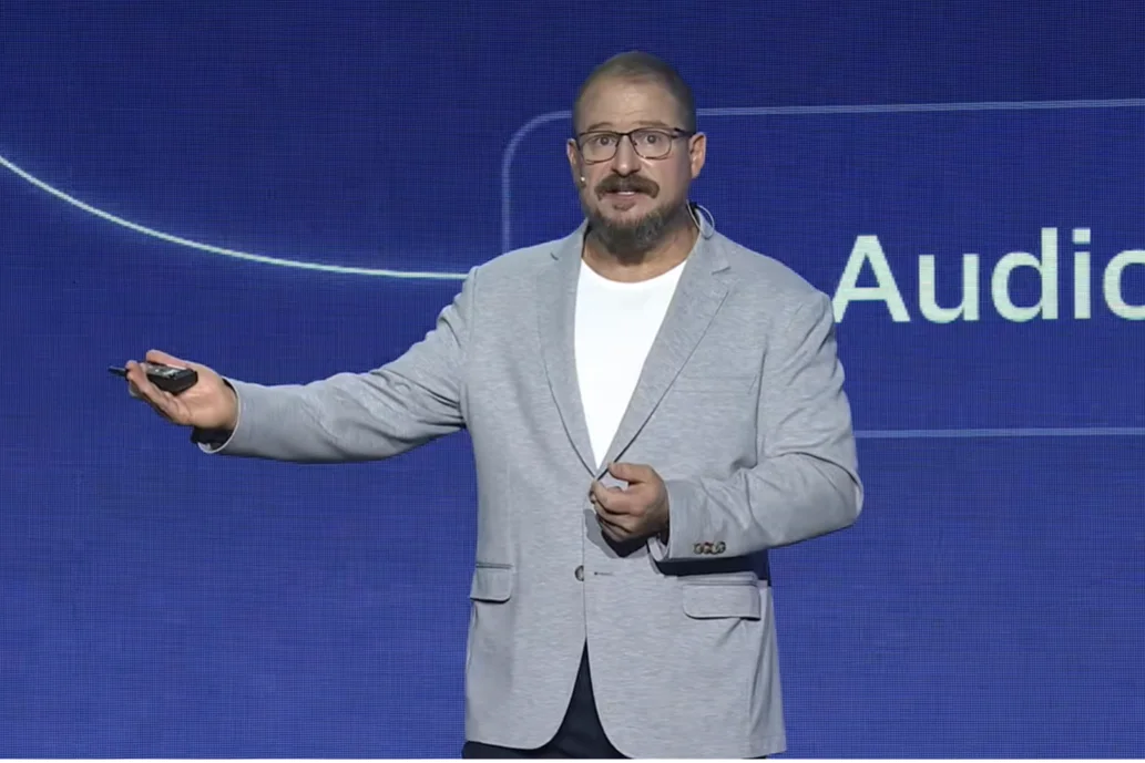 Qualcomm 總裁暨執行長 Cristiano Amon 宣示要大舉進軍 AI 終端市場。｜Photo Credit:Computex