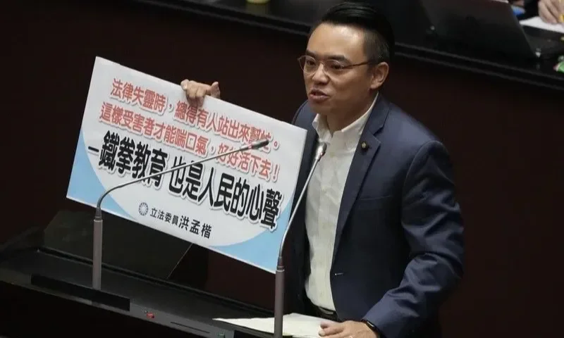 消失的不只是威利:當一部反烏托邦寓言,變成鞭刑公投的動員素材
