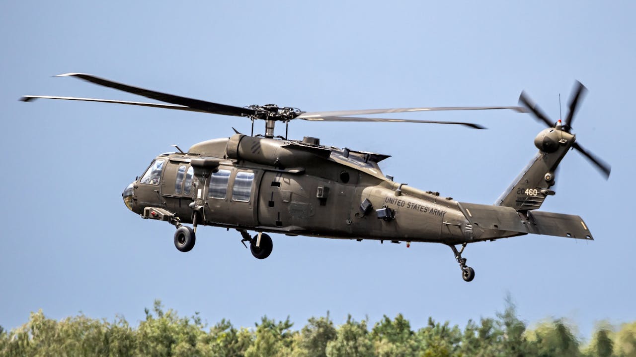 美國出動美軍，維持全球對美元（也是對美債）的需求。（Shutterstock）