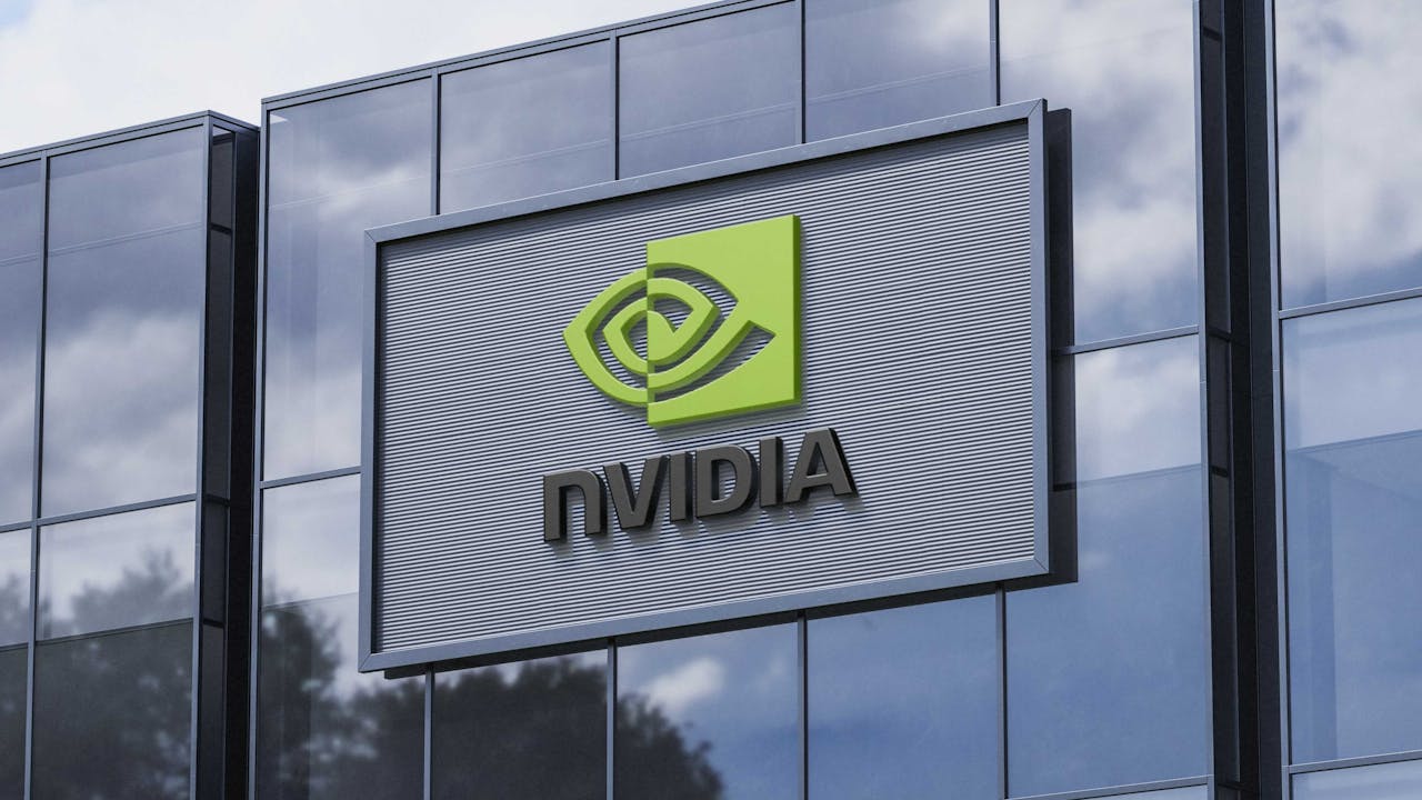 Nvidia股價終再創新高，亦重登全球最高市值公司寶座。（Shutterstock）