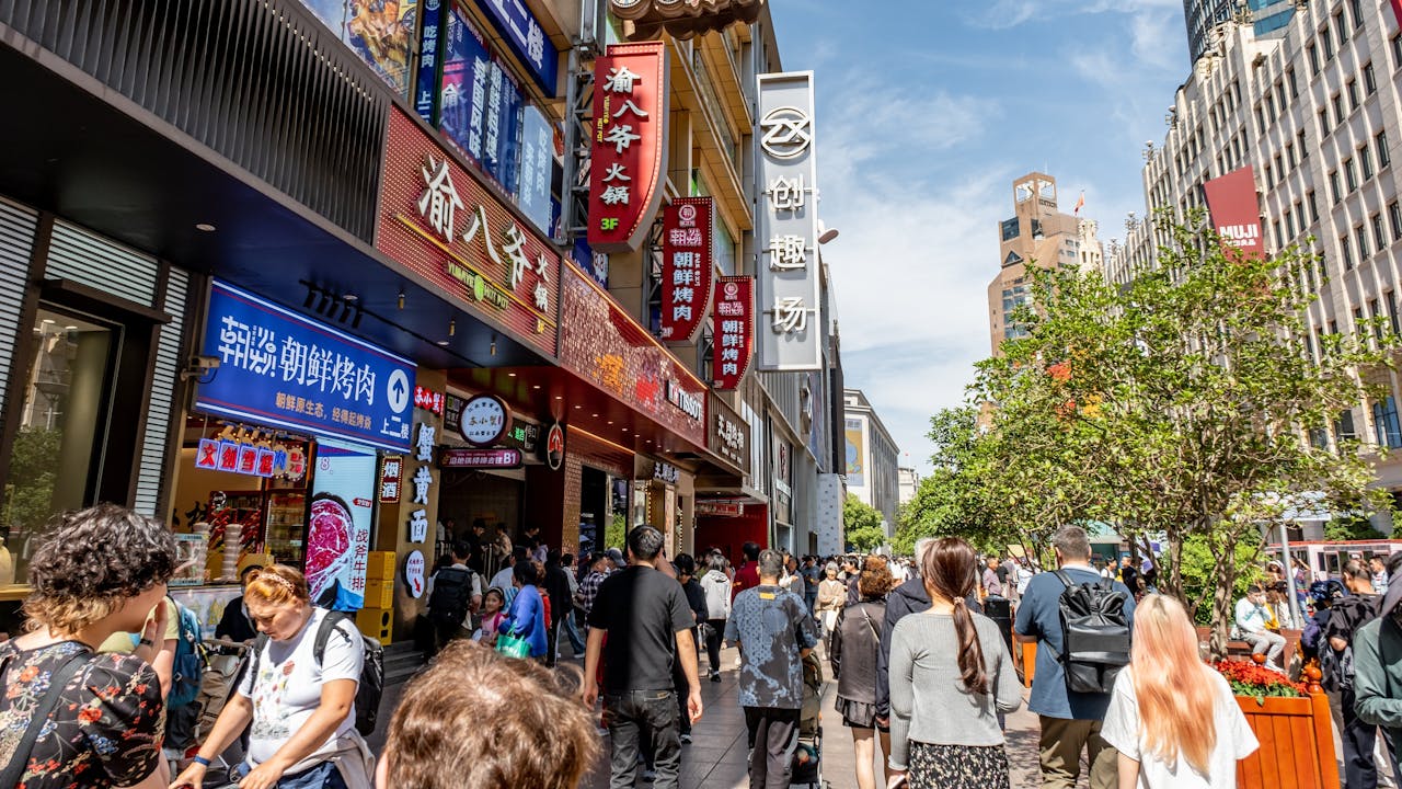 特朗普針對中國發動貿易戰惹人憂慮。（Shutterstock）