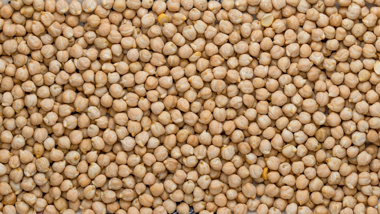 相同都是豆子，在不同的處境，就起不同的作用。（Shutterstock）