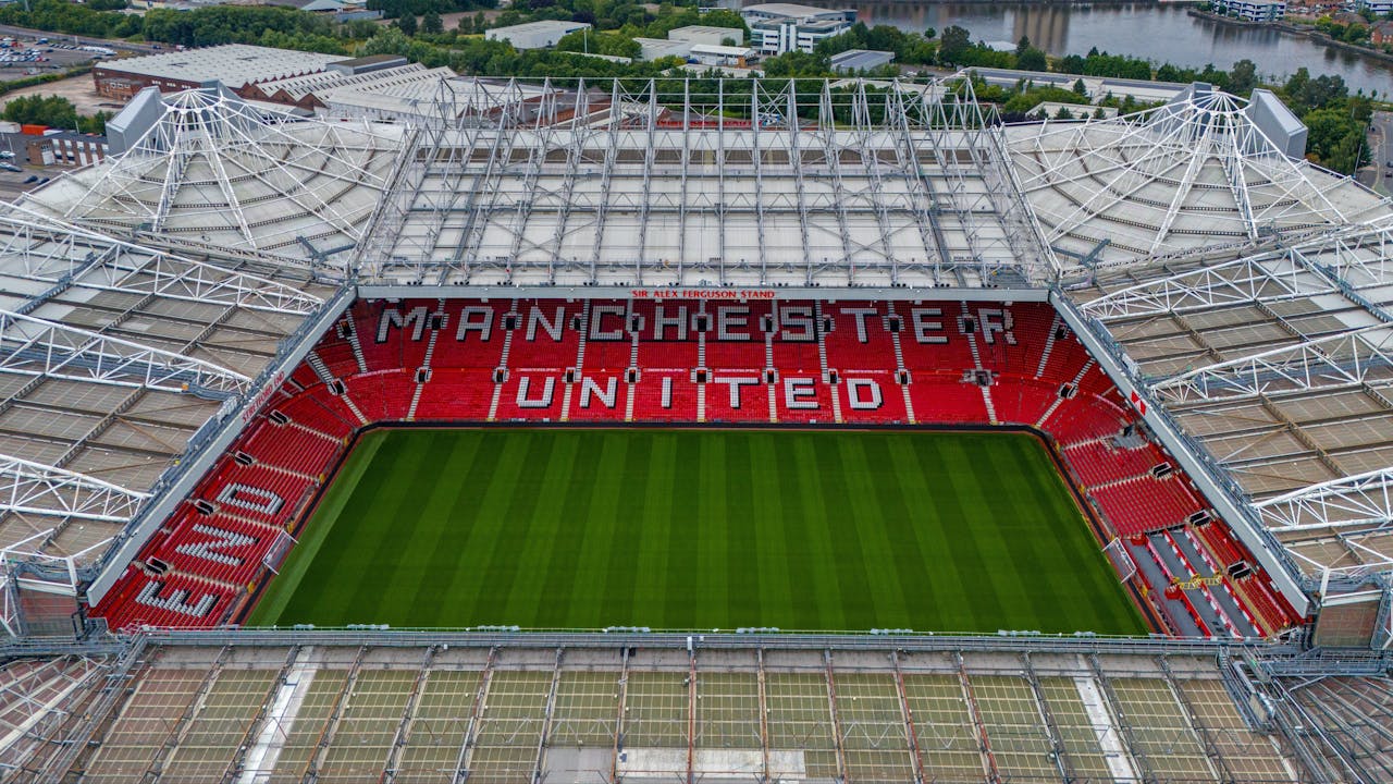 圖示老特拉福德球場（Old Trafford stadium），曼聯的主場館。（Shutterstock）