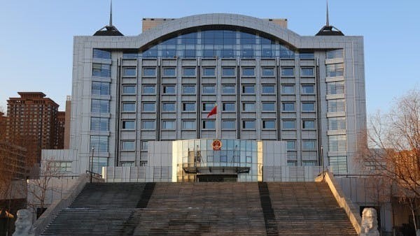 未成年人刑事案件的取保候審存在適用率低、審前羈押措施失當、缺乏完整的考察監管制度等多種問題，亟待解決。（最高人民法院網）