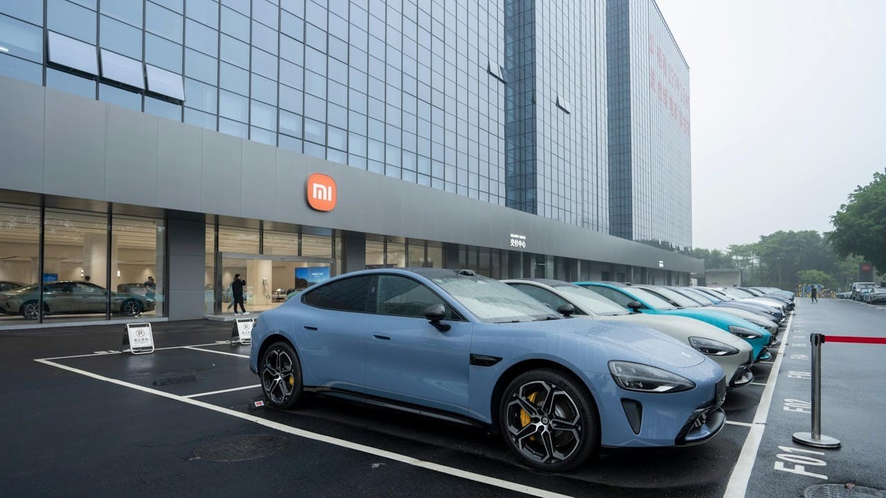 中國在高科技與新能源汽車領域透過政府引導與市場競爭相結合的模式，實現產業彎道超車，震撼國際觀察者。（Shutterstock）