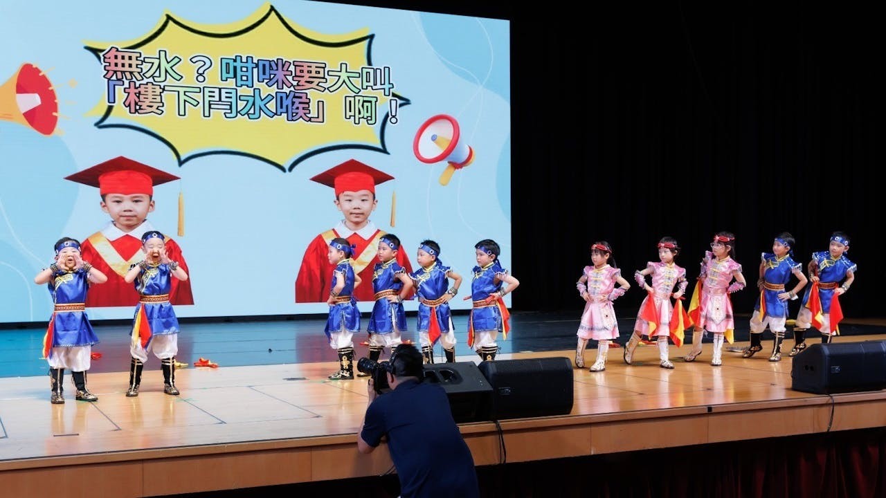 學生扮演不同角色，傳遞愛水惜水、知恩報恩的精神。（作者提供）