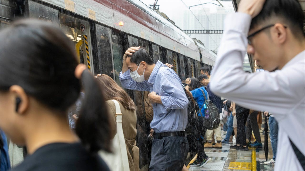只要有周詳規劃，及早準備，香港便能抵擋風雨？（Shutterstock）