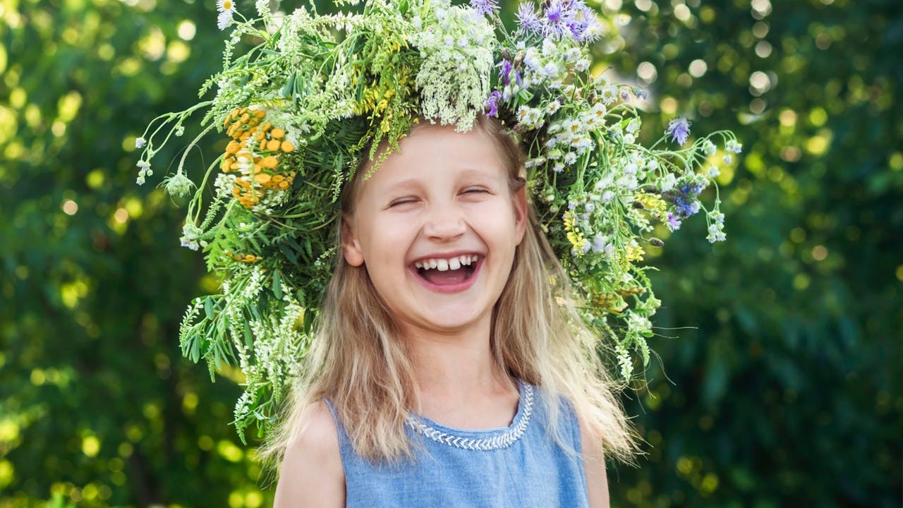 在此時此刻的香港，培養幸福兒童這個議題特別迫切。（Shutterstock）