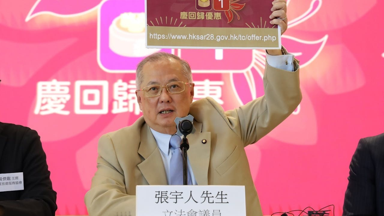 張宇人認為現時並非飲食業界擴張好時機，並呼籲經營困難的餐廳勿死撐。（張宇人Facebook）