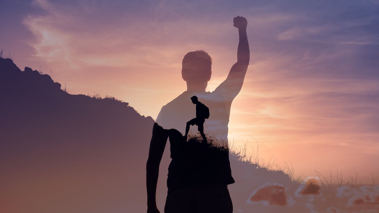 擔起自己的責任，走好自己的路。（Shutterstock）