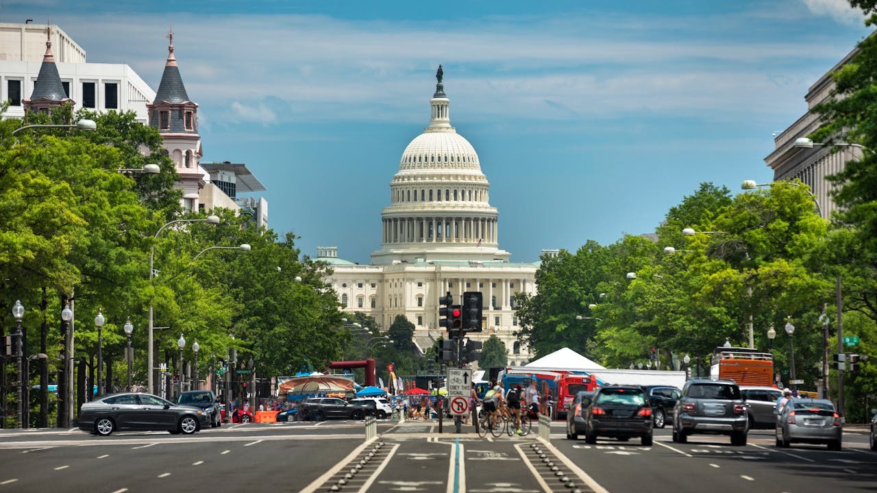 美國提出對等關稅已快半年，效果卻是雷聲比雨點大。（Shutterstock）