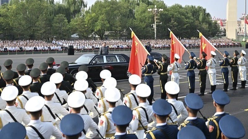 九三閱兵儀式也是綜合國史、國情、國安的，難能可貴的國民教育課。（中國政府網）