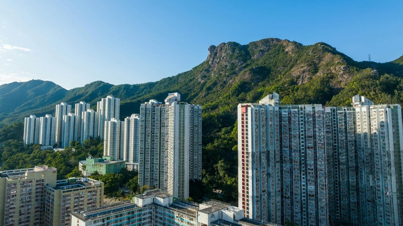 獅子山下精神象徵勤奮與堅毅，更是凝聚社會、共迎未來的號召。