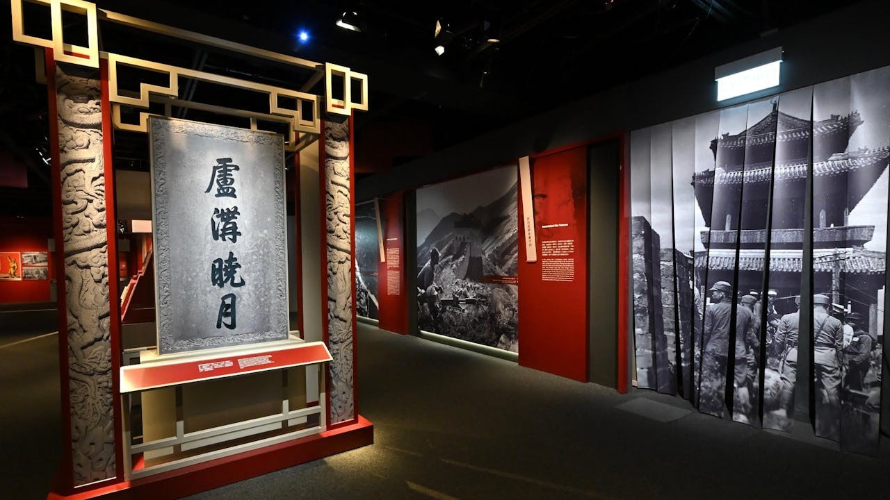 今年正值世界紀念抗戰勝利80周年，各式各樣的紀念活動與歷史影像資料相繼湧現，並喚起了香港民眾對於戰爭傷痛的記憶。（香港政府網）