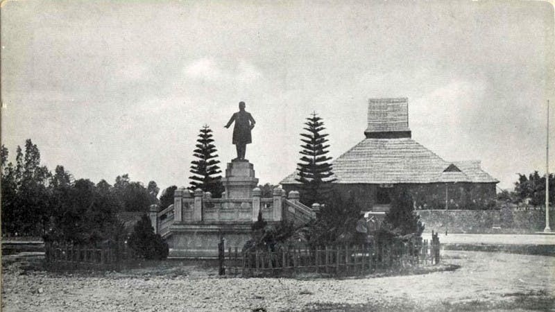 省政協會議在廣州中山紀念堂舉行，我對廣東省的情況缺乏了解，只能抱着虛心學習的態度出席會議。（Wikimedia Commons）