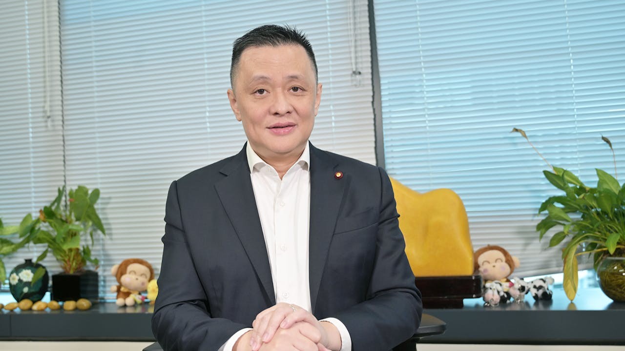 鄧飛指出軍事競賽從來都是矛與盾的較量，隨着軍事科技發展，矛的攻擊愈來愈尖銳，反之亦然。（黃文傑攝）