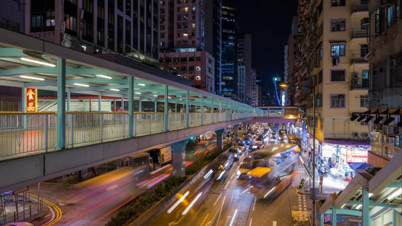 貧或富，許多時候是相對的，貪婪，往往是失德的開始。（Shutterstock）