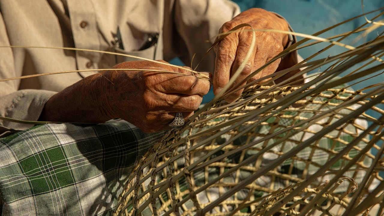 漢中藤編是國家級非物質文化遺產，一種非遺，一位傳人，造福千家。（Shutterstock）