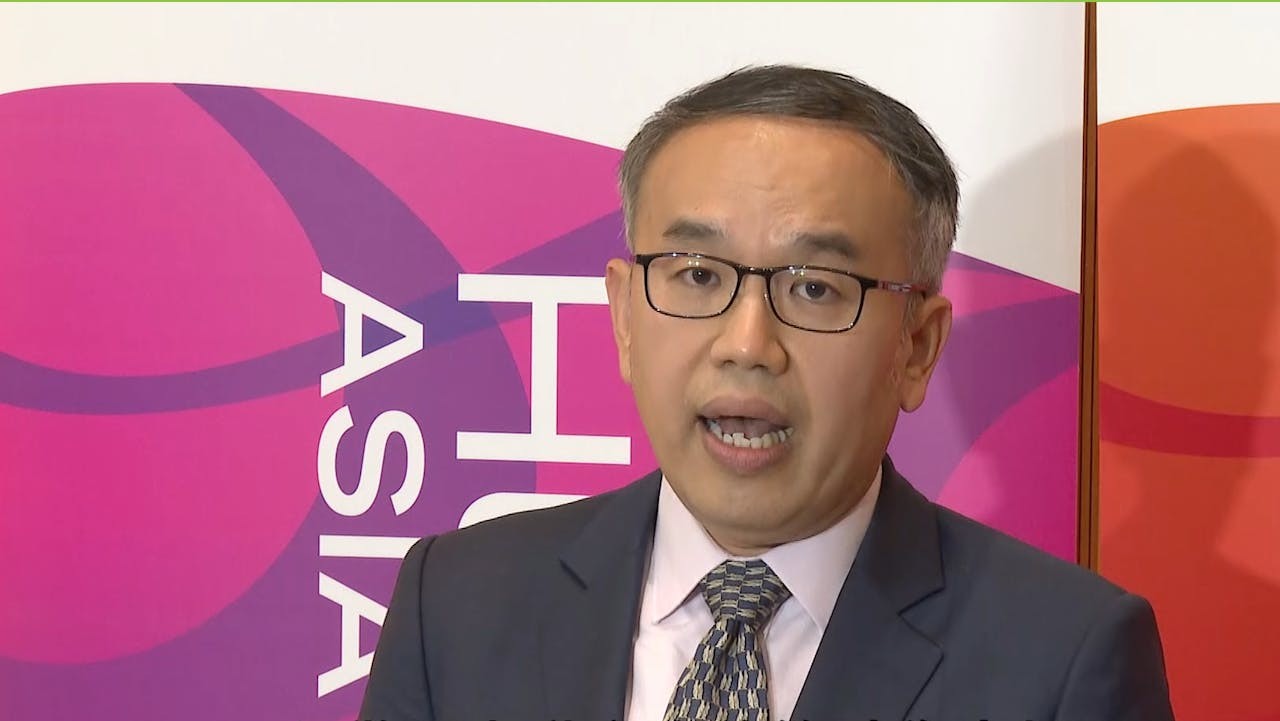 財經事務及庫務局局長許正宇表示,和專責小組均認為要確保政府人員日後能更有效執行採購工作。(政府新聞網截圖)