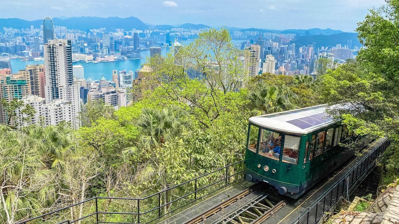 窮遊也好，富遊也好，能夠放開現實的枷鎖，帶笑外遊，已是人民的福氣。（Shutterstock）