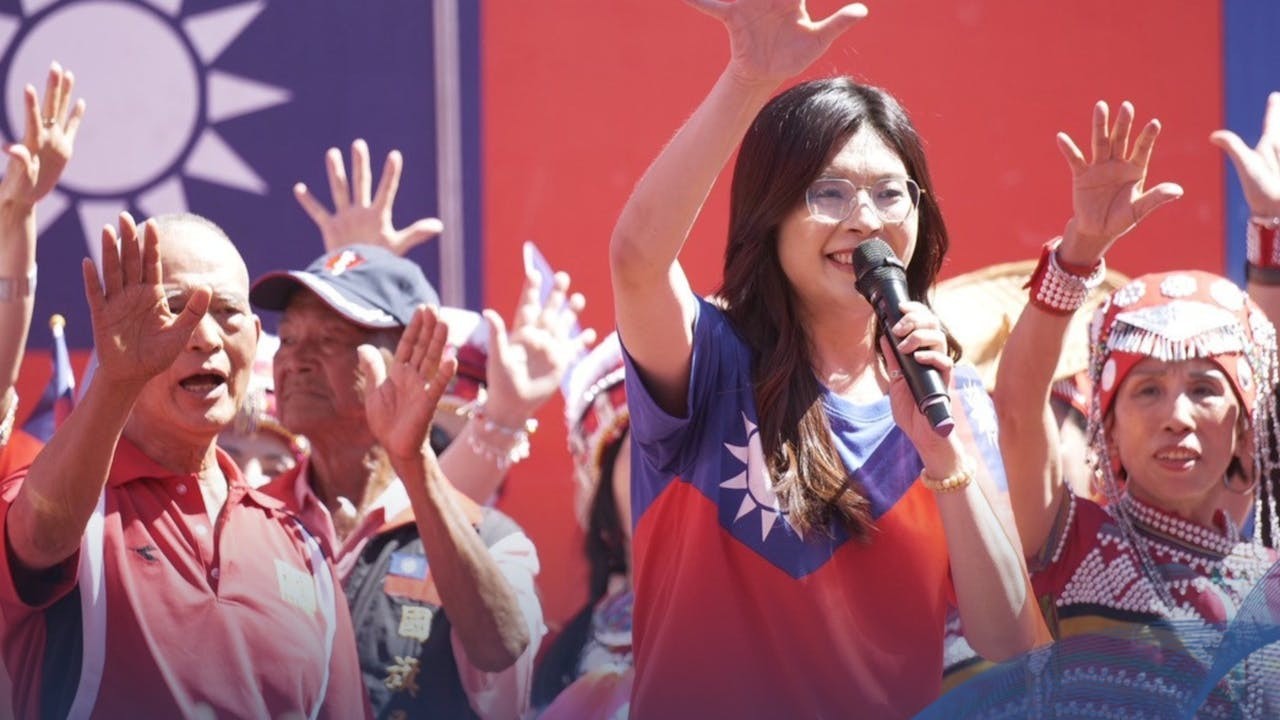 鄭麗文當選中國國民黨主席後,表態公開支持九二共識,一舉打破了民進黨長期營造的僵局。(鄭麗文Facebook)