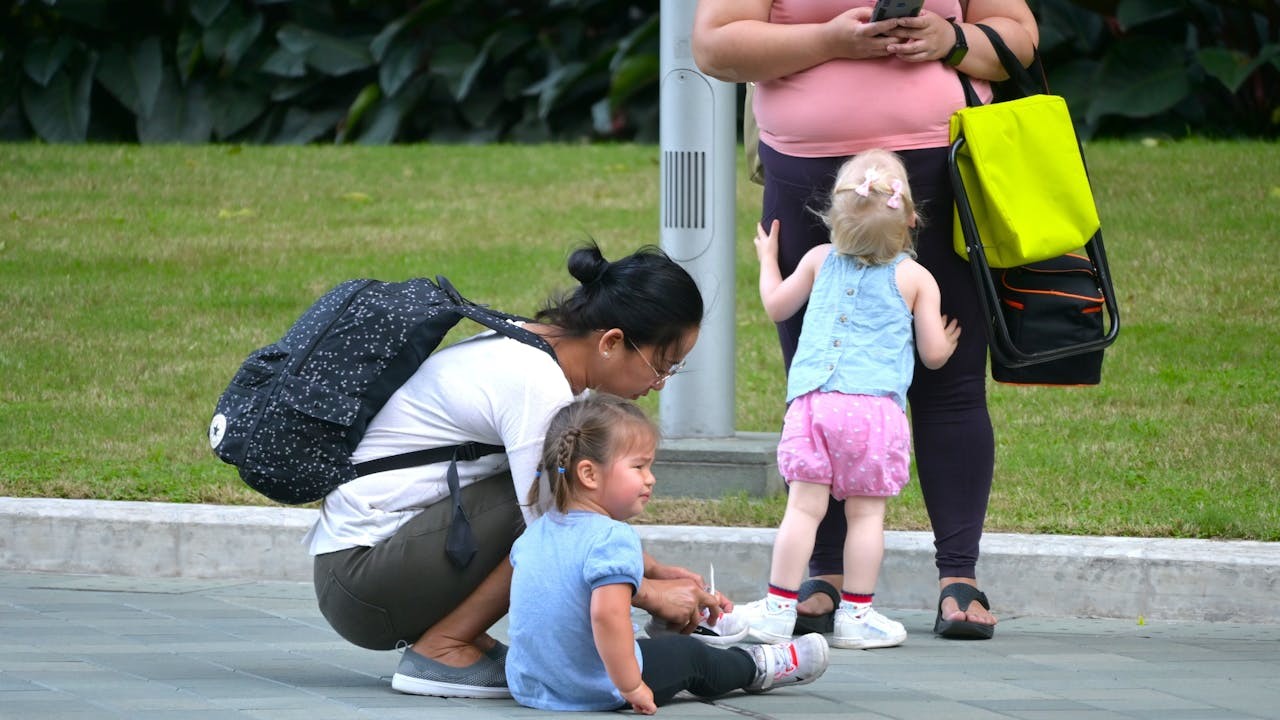 我不會是那種妒忌孩子想菲傭的小器媽媽。（灼見名家圖片）