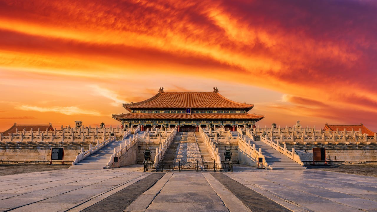 2020年土木是由丑宮回歸子宮，中國開始崛起。（Shutterstock）