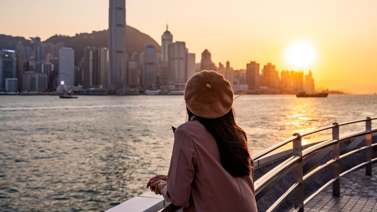 其實我們全港市民，都是香港的旅遊大使，能令旅客更能感受我們這個「家」的吸引力和好客之道。（Shutterstock）